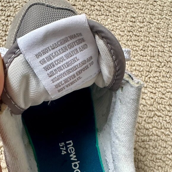 New Balance 574 Core White/Grey Women's Size 7 - Picture 2 of 4